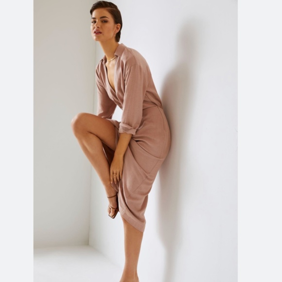 V-NECK KNOT FRONT MIDI DRESS - Picture 1 of 9